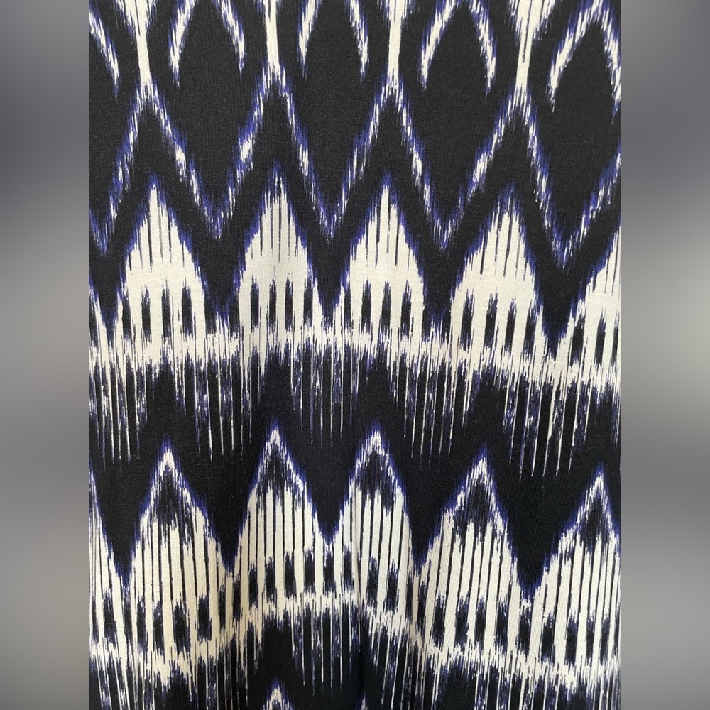Beautiful Express Dress - NEW!! - Picture 3 of 10